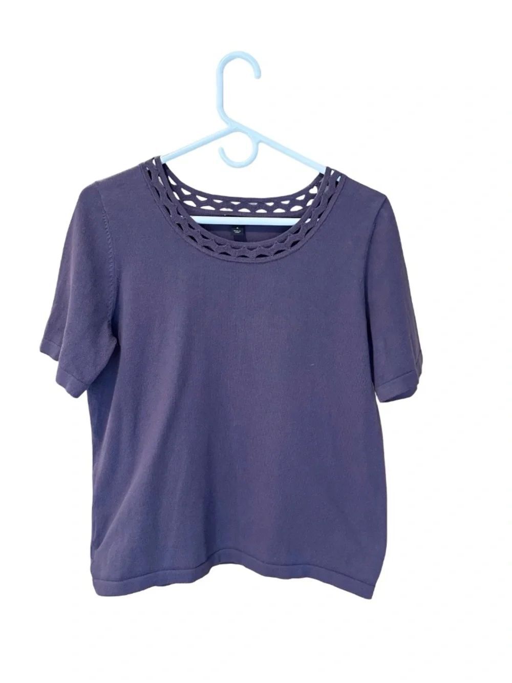 Ann Taylor Short Sleeve Crew Neck Cutout Neckline Sweater Top Purple Med
